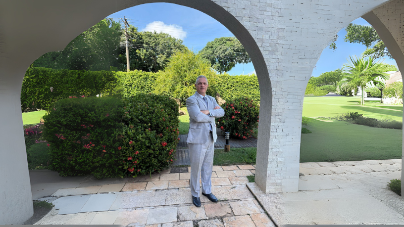 Leonardo Manzan analisa como cláusulas de estabilidade em contratos de energia garantem segurança jurídica frente à reforma tributária.