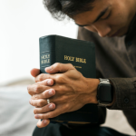 A misericórdia divina no Evangelho como fonte que restaura com Jose Eduardo De Oliveira e Silva.