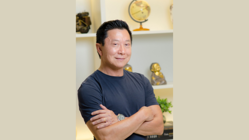 Milton Seigi Hayashi analisa como a tecnologia na cirurgia plástica amplia segurança e precisão.