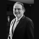 A recuperação judicial é instrumento legal para reorganizar empresas em crise, como esclarece Pimentel & Mochi Advogados Associados.