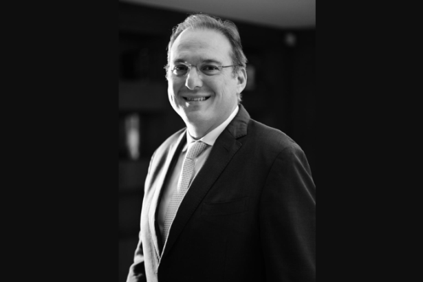 A recuperação judicial é instrumento legal para reorganizar empresas em crise, como esclarece Pimentel & Mochi Advogados Associados.